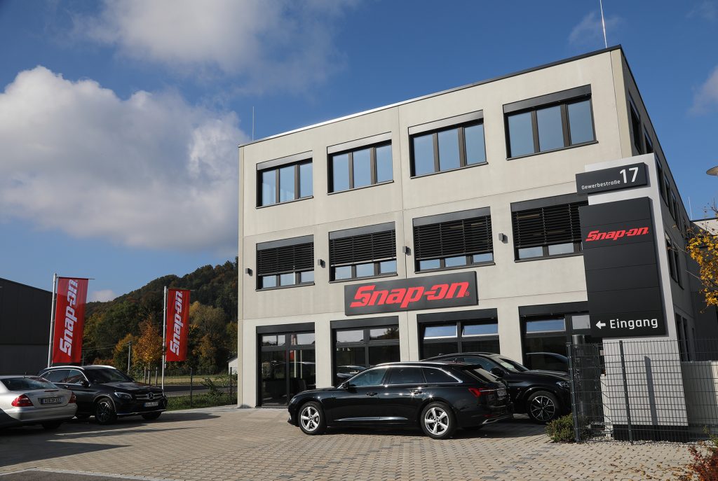Exterior of Snap-on in Winhöring